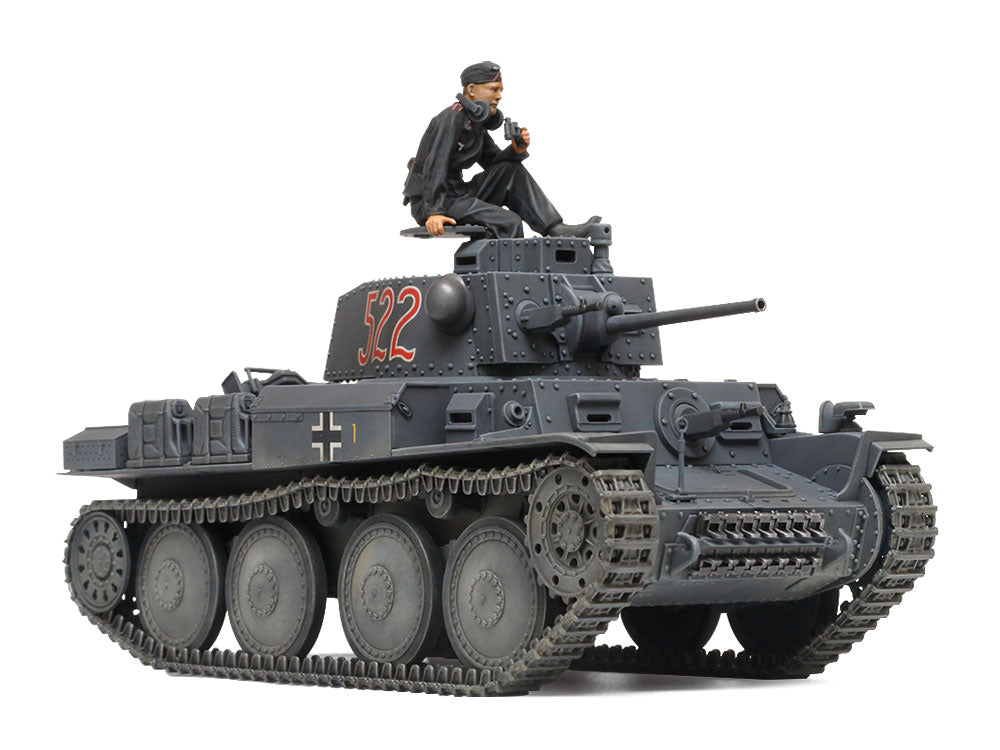 Tamiya 1/35 German Light Tank Panzerkampfwagen 38(t) Ausf.E/F