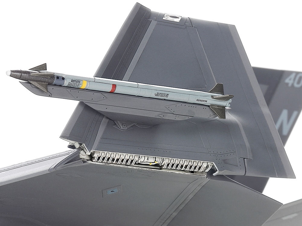 Tamiya - 1/48 Scale Lockheed Martin F-35C Lightning II