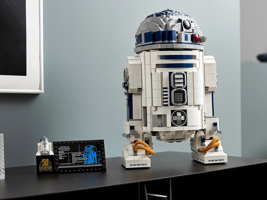 Lego R2-D2