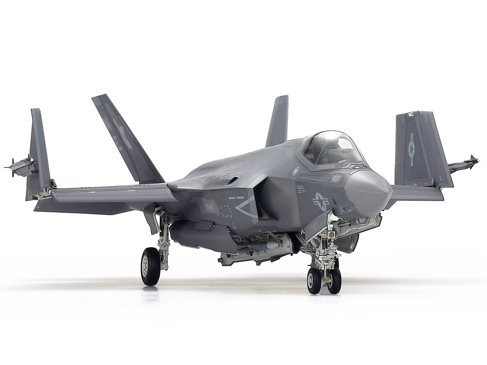 Tamiya - 1/48 Scale Lockheed Martin F-35C Lightning II