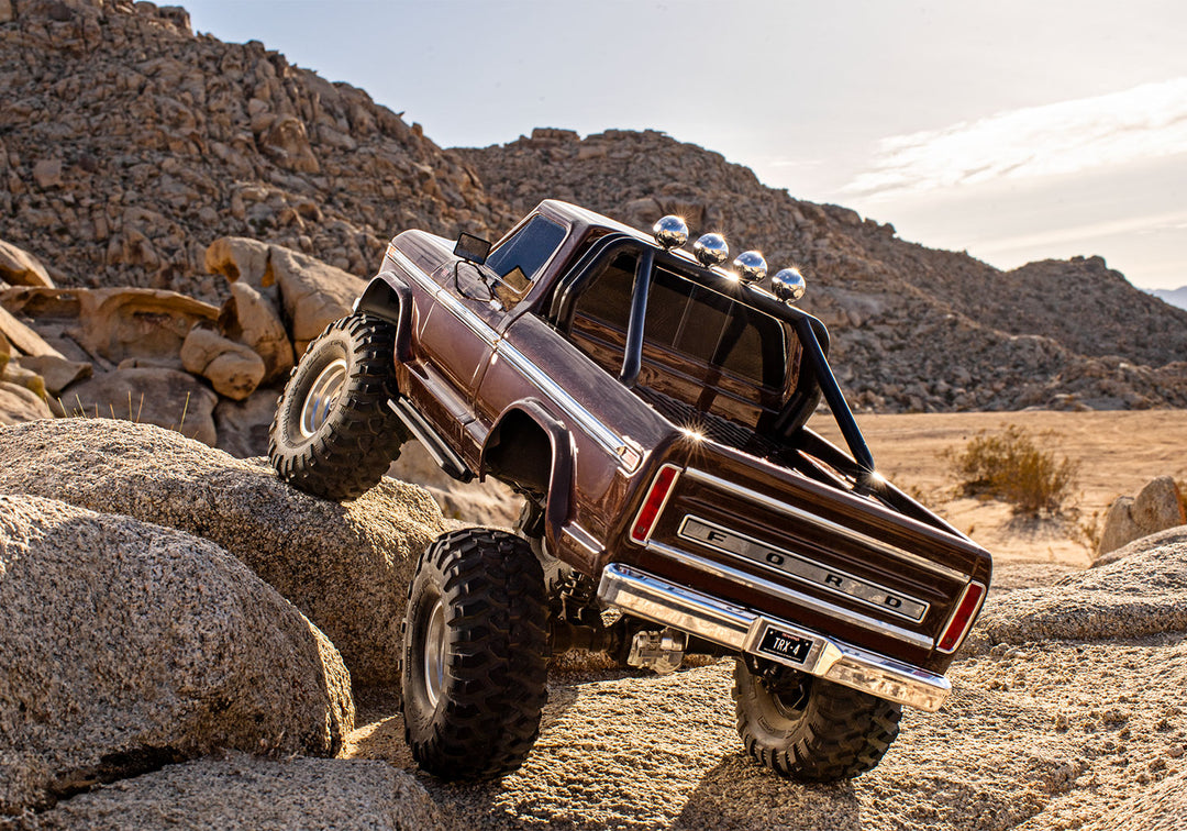 Traxxas TRX-4 High Trail Edition, 1979 Ford F-150, 1/10 Scale 4WD RC Crawler