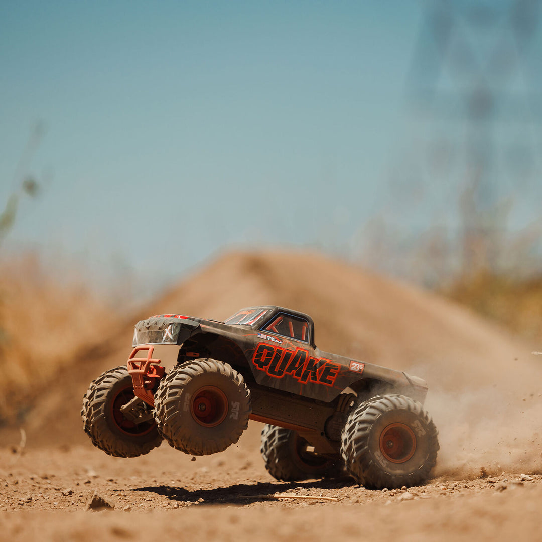 Arrma - 1/10 QUAKE 223S DSC 2WD RTR Brushless Monster Truck