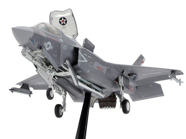 Tamiya - 1/48 Scale Lockheed Martin F-35B Lightning II