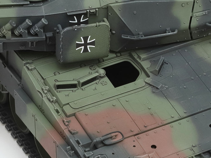 Tamiya - 1/35 German Main Battle Tank Leopard 2 A7V