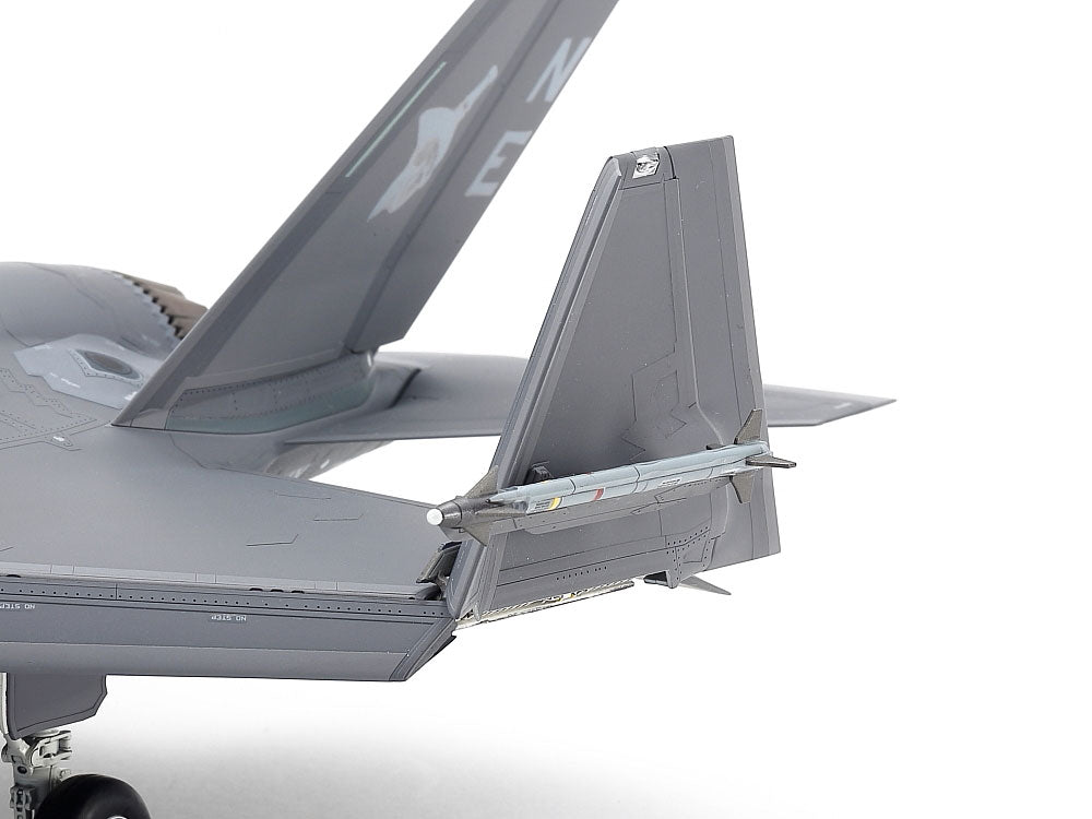 Tamiya - 1/48 Scale Lockheed Martin F-35C Lightning II – Anchorage