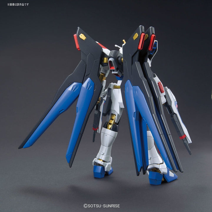 Bandai HG Cosmic Era ZGMF-X20A Strike Freedom Gundam Z.A.F.T. Mobile suit