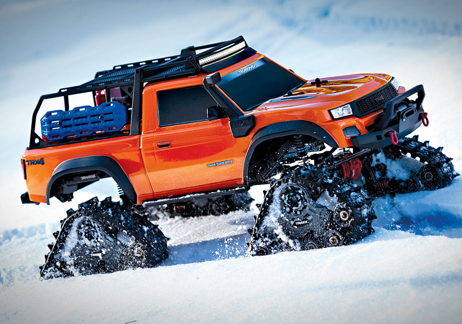 トラクサス　1/10　TRX4　 TRAXX　RTR　LEDライト付　ブルー Traxxas トラクサス 1/10 TRX-4 All Terrain TRAXX RTR LED