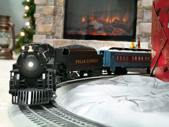 Lionel THE POLAR EXPRESS LionChief Set w/ Bluetooth 5.0 and Disappearing Hobo Car