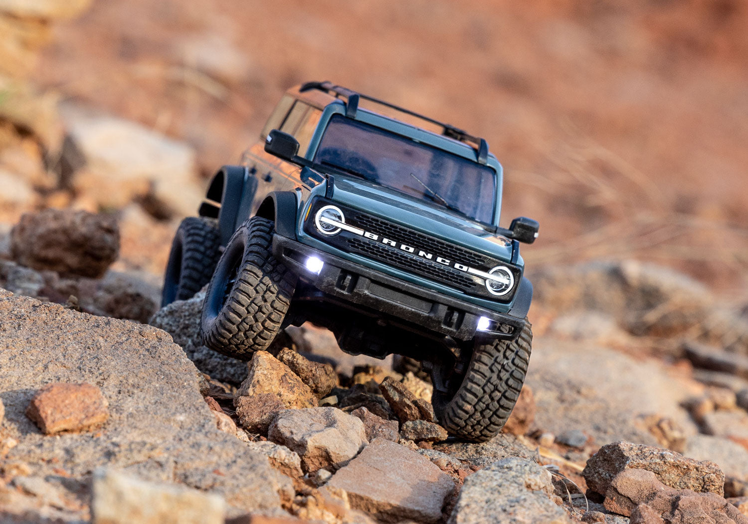 Traxxas TRX-4M, Ford Bronco: 1/18 scale 4WD Crawler – Anchorage