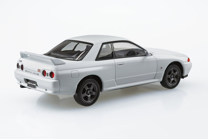 Aoshima - Nissan R32 Skyline GT-R (Crystal White)