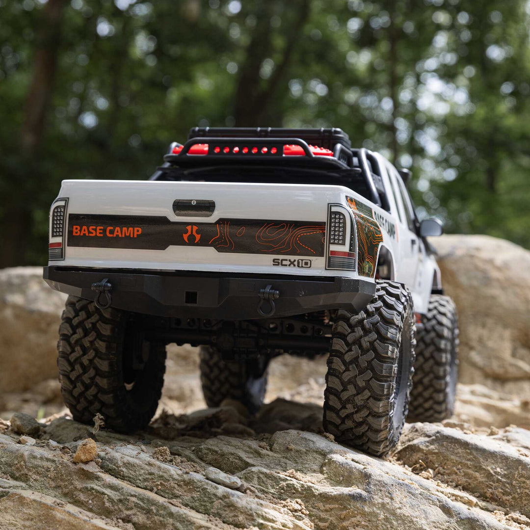 Axial - 1/10 SCX10 III Base Camp 4X4 RTR Brushed Rock Crawler