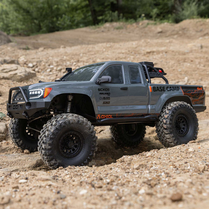 Axial - 1/10 SCX10 III Base Camp 4X4 RTR Brushed Rock Crawler