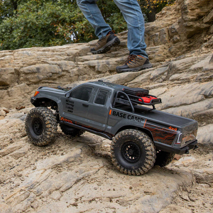 Axial - 1/10 SCX10 III Base Camp 4X4 RTR Brushed Rock Crawler