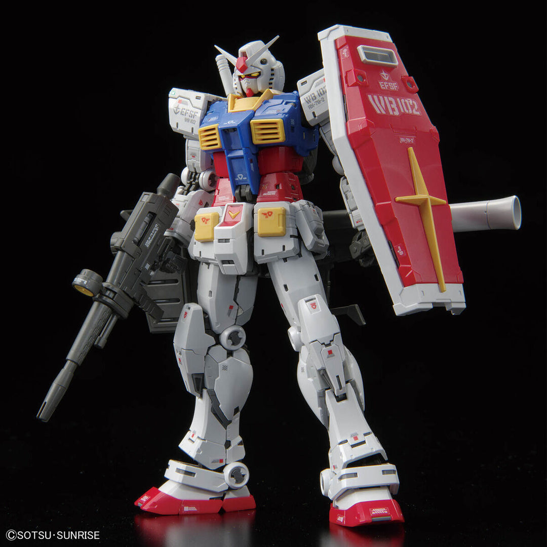 Bandai - RG RX-78-2 Gundam Ver.2.0