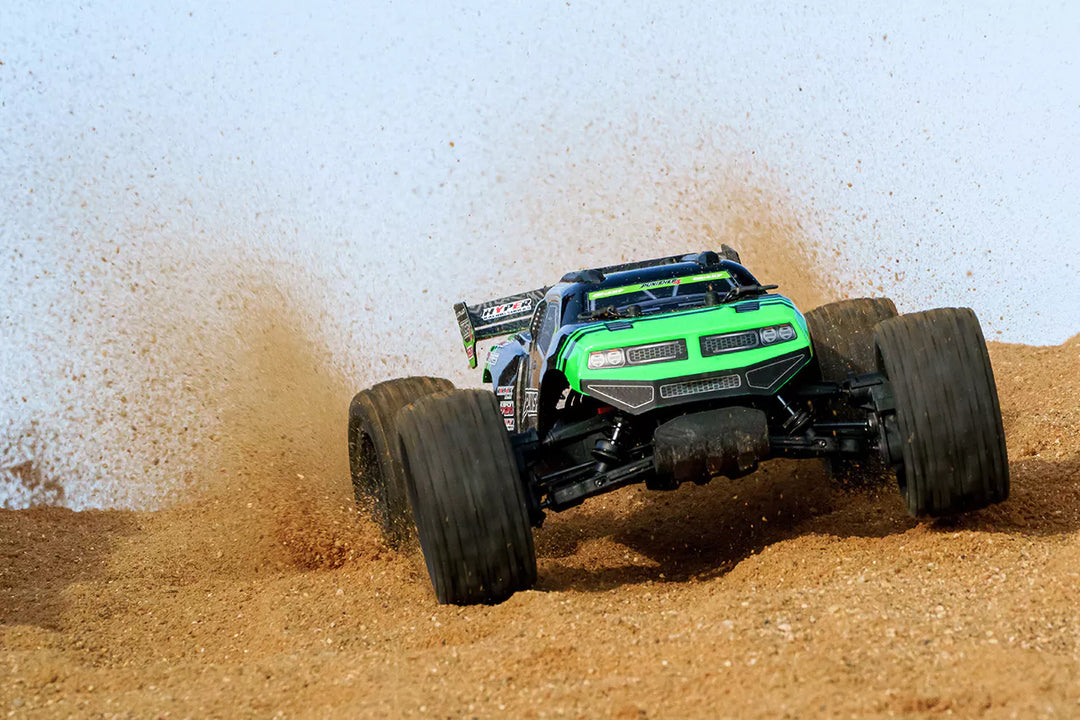 Team Corally - Punisher 4, 4WD Monster Truck RTR
