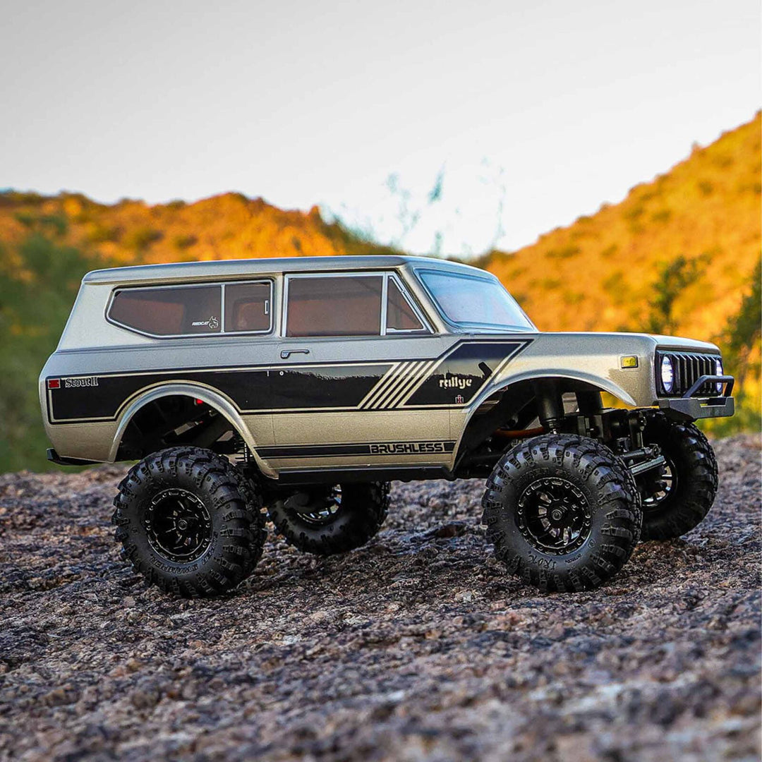 Redcat Racing - 1/18 Ascent-18 International Scout II Brushless 4x4 Rock Crawler RTR