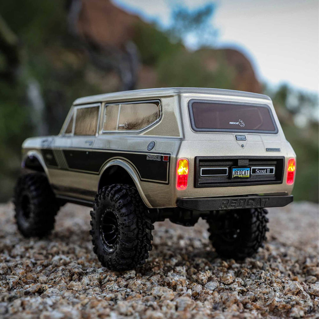 Redcat Racing - 1/18 Ascent-18 International Scout II Brushless 4x4 Rock Crawler RTR